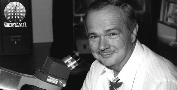Eugene Merle Shoemaker (o Gene Shoemaker) (28 de abril de 1928 - 18 de julio de 1997) fue uno de los fundadores de las ciencias planetarias y el más conocido de los codescubridores del Cometa Shoemaker-Levy 9 junto con su esposa Carolyn Jean Spellmann y el astrónomo David Levy.