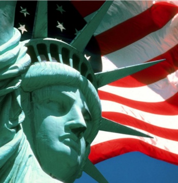 La Estatua de la Libertad en WikicharliE.jpg